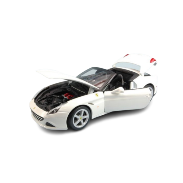 1/24 2014 Ferrari California T (White)