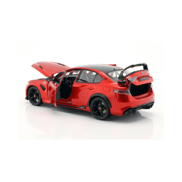Bburago Alfa Romeo Giulia GTAm -5