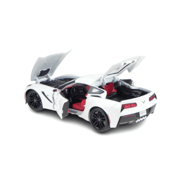 31677-1 Maisto Corvette Stingray Z51 2014 (White) 31677