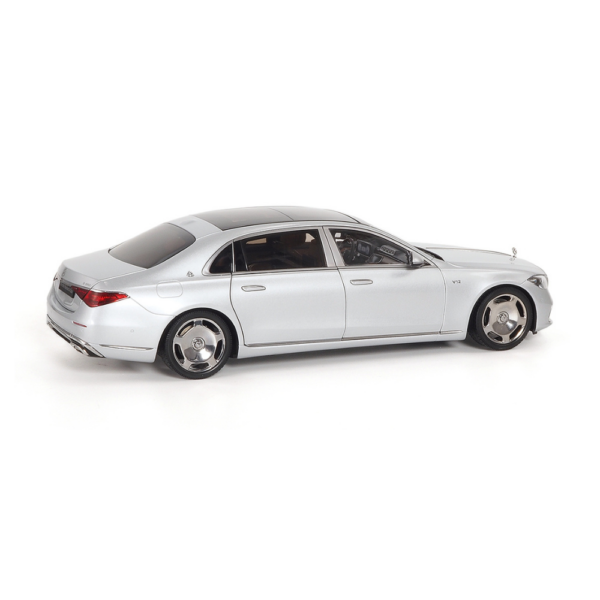 Mercedes-Maybach S-Class (2021) Hightech Silver 820118-4