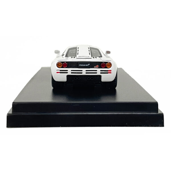 1:64 LCD Models McLaren F1 (White) LCD64025-WH