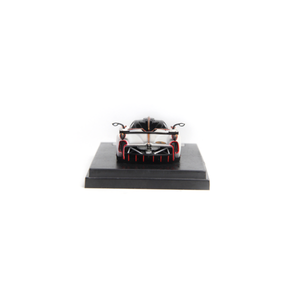 LCD64028-PW-3 1:64 LCD Pagani Huayra R (Pearl White Color) LCD64028-PW