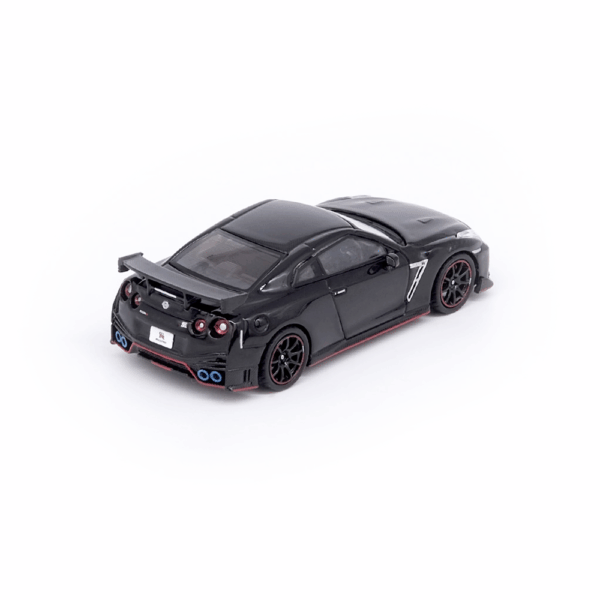 INNO64 Nissan GTR R35 Nismo Black INNO64 Nissan GTR R35 Nismo Black