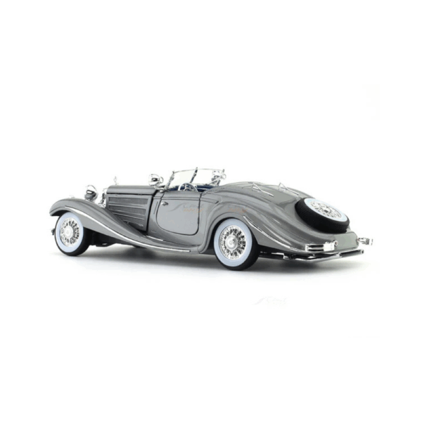Maisto 118 Mercedes Benz 500K Special Roadster 1936 (Silver)-2 Maisto 1:18 Mercedes Benz 500K Special Roadster 1936 (Silver)