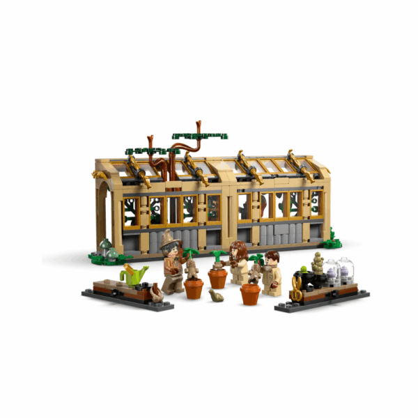 LEGO Harry Potter Hogwarts Castle Herbology Class 76445-2 LEGO Harry Potter Hogwarts Castle: Herbology Class 76445