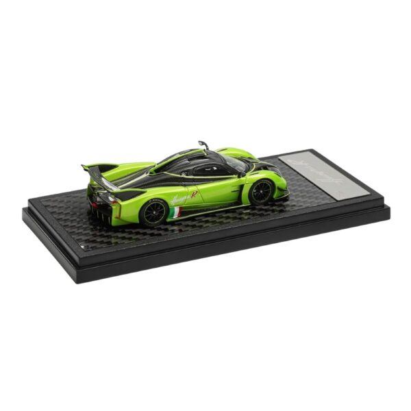 LCD 1/64 Pagani Huayra R (Green) #7 LCD 1/64 Pagani Huayra R (Green) #7