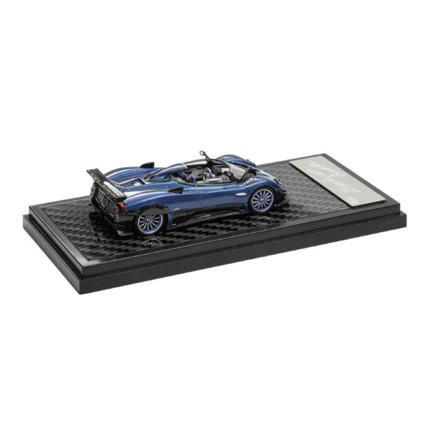 LCD 1/64 Pagani Zonda HP Barchetta (Carbon Blue) LCD 1/64 Pagani Zonda HP Barchetta (Carbon Blue)