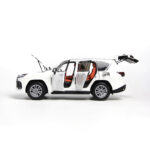 LCD 1-18 Lexus LX600 (White)