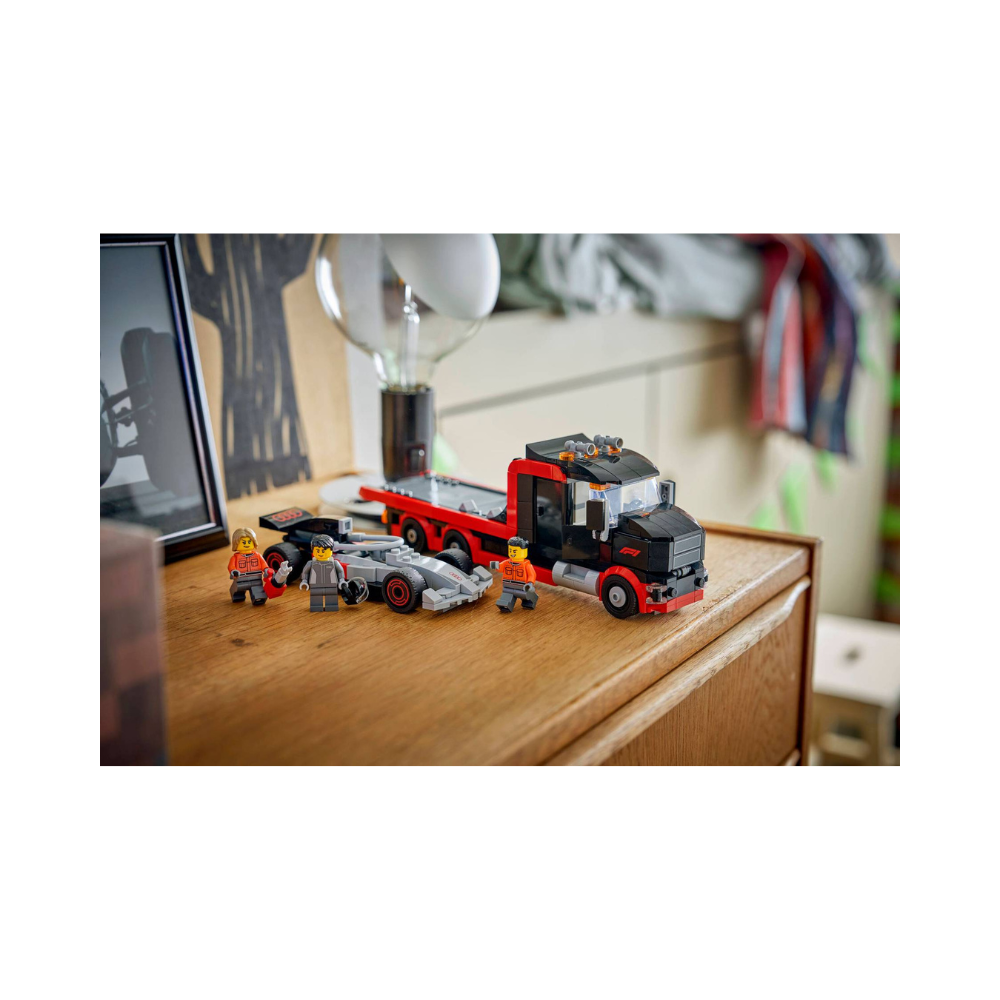 LEGO City F1 Display Truck with Audi F1 Race Car 60493-3